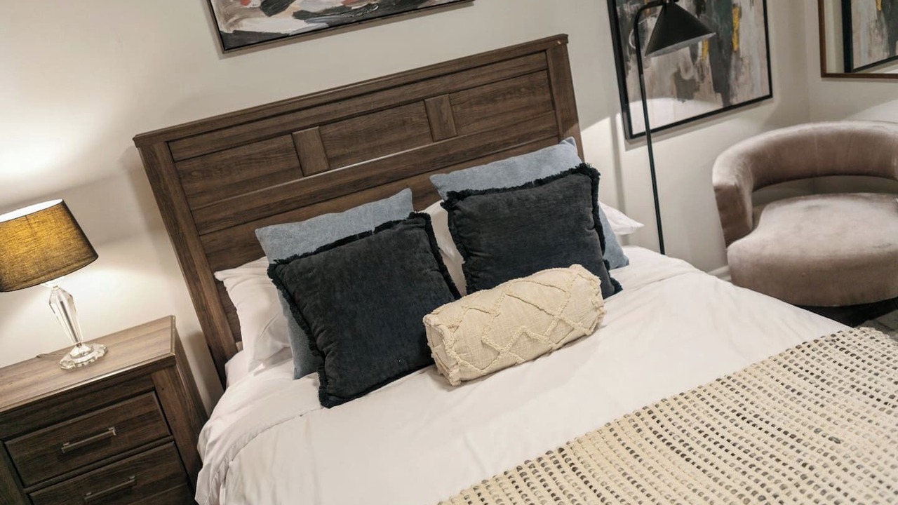 Photo of Bedroom in Streetsville