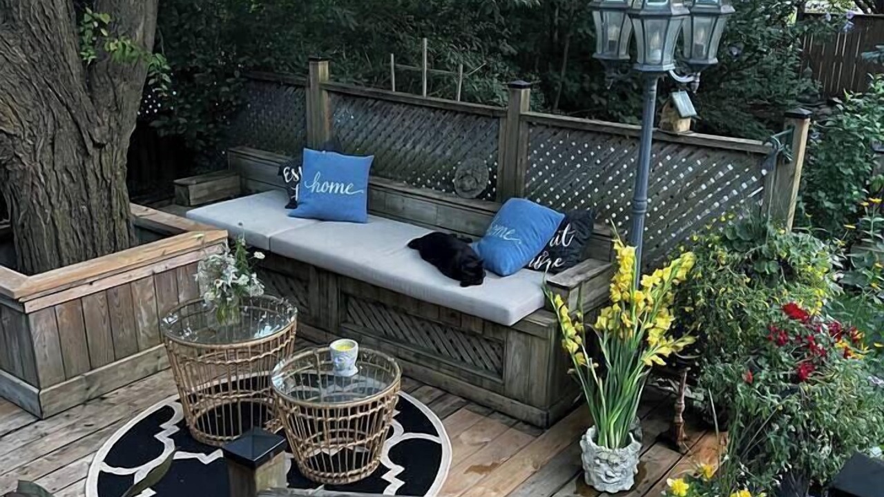 Photo of Outdoor in Streetsville