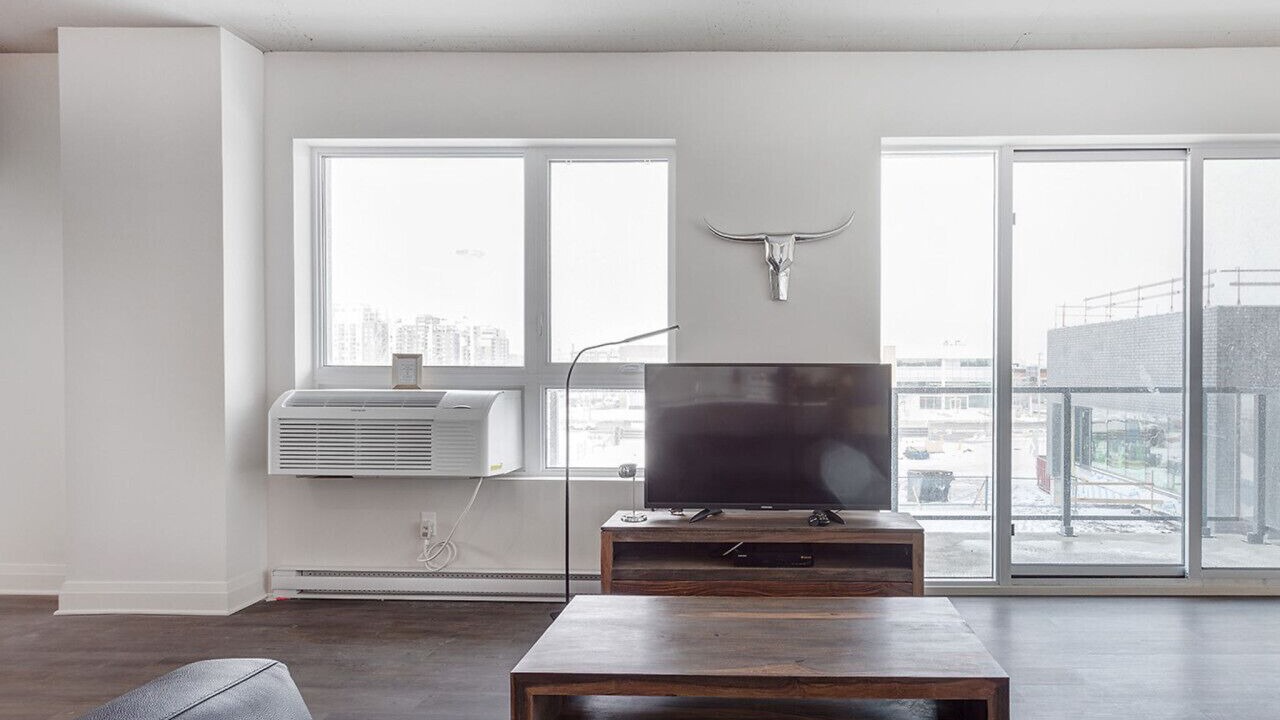 Photo of Livingroom in Laval