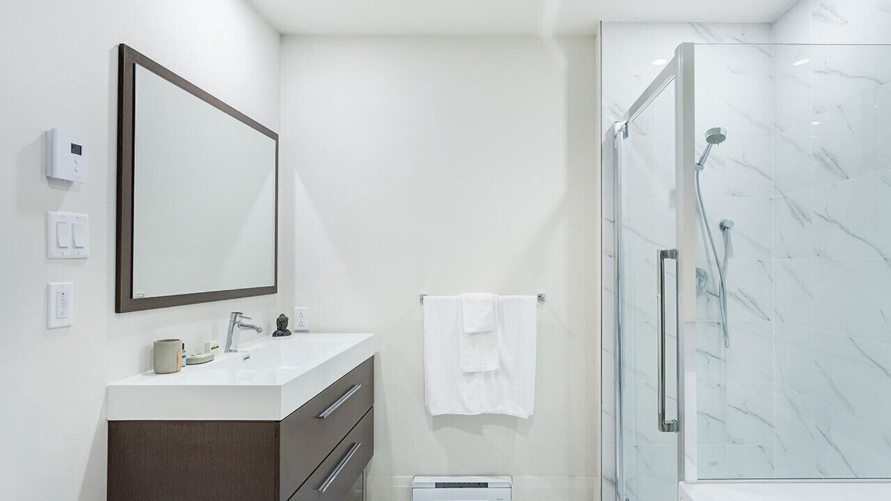 Photo of Bathroom in Laval