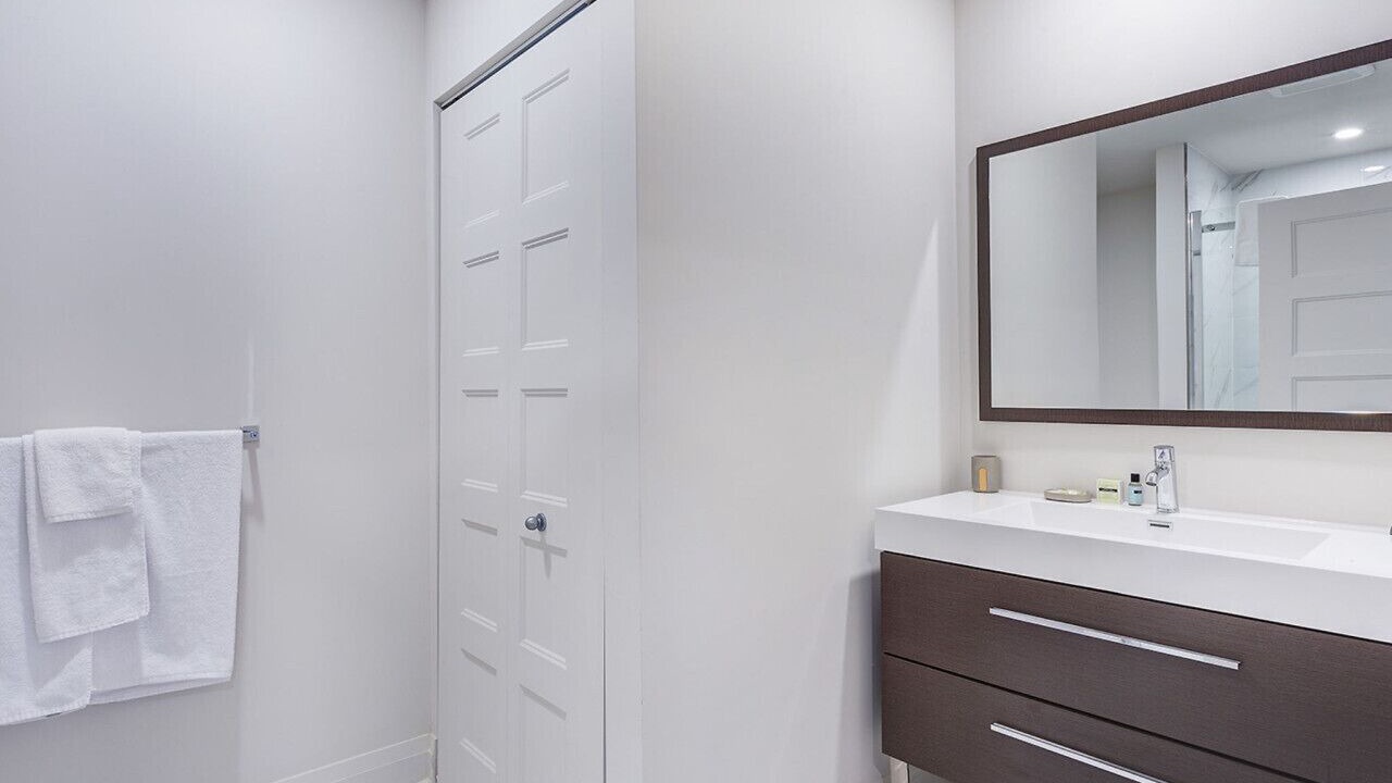 Photo of Bathroom in Laval
