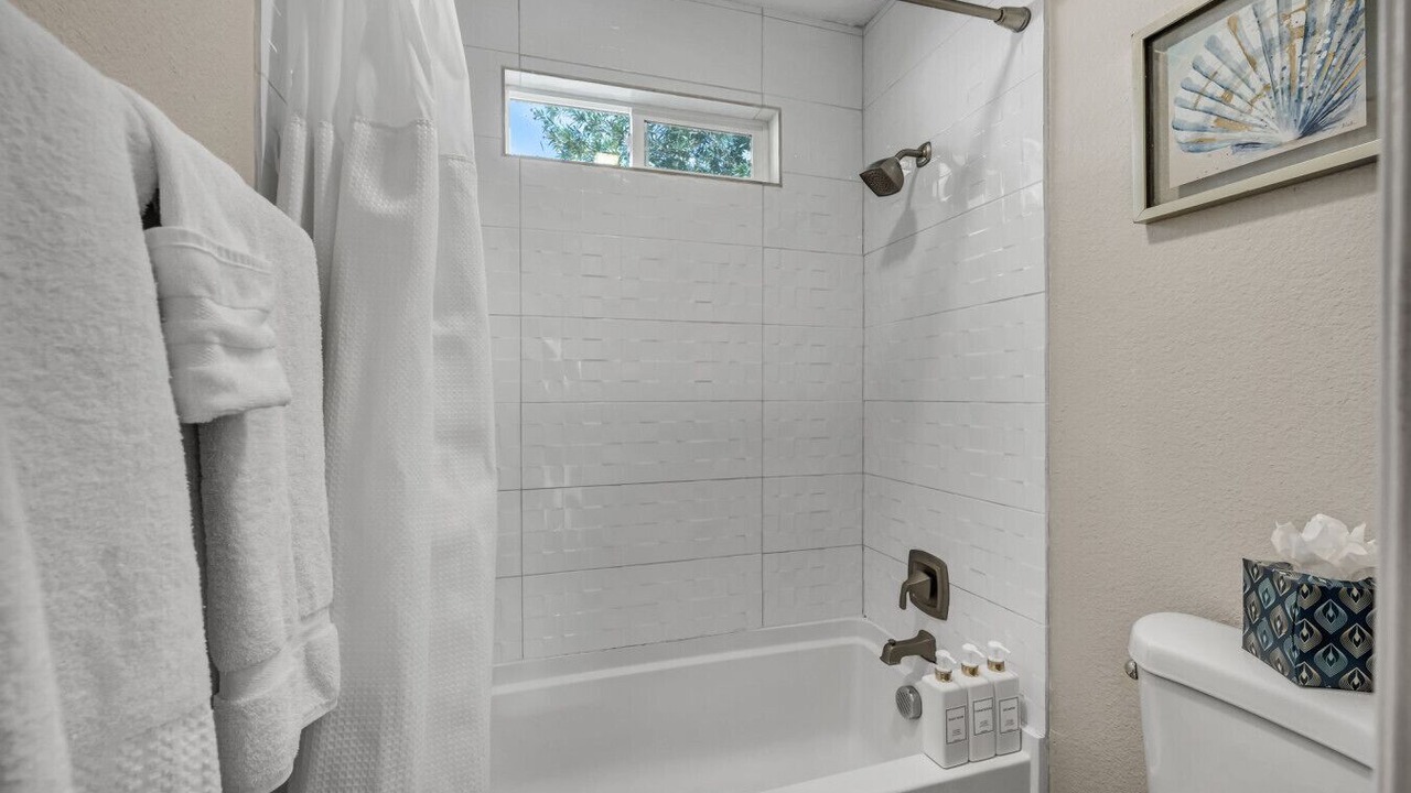 Photo of Bathroom in Rancho Oakey
