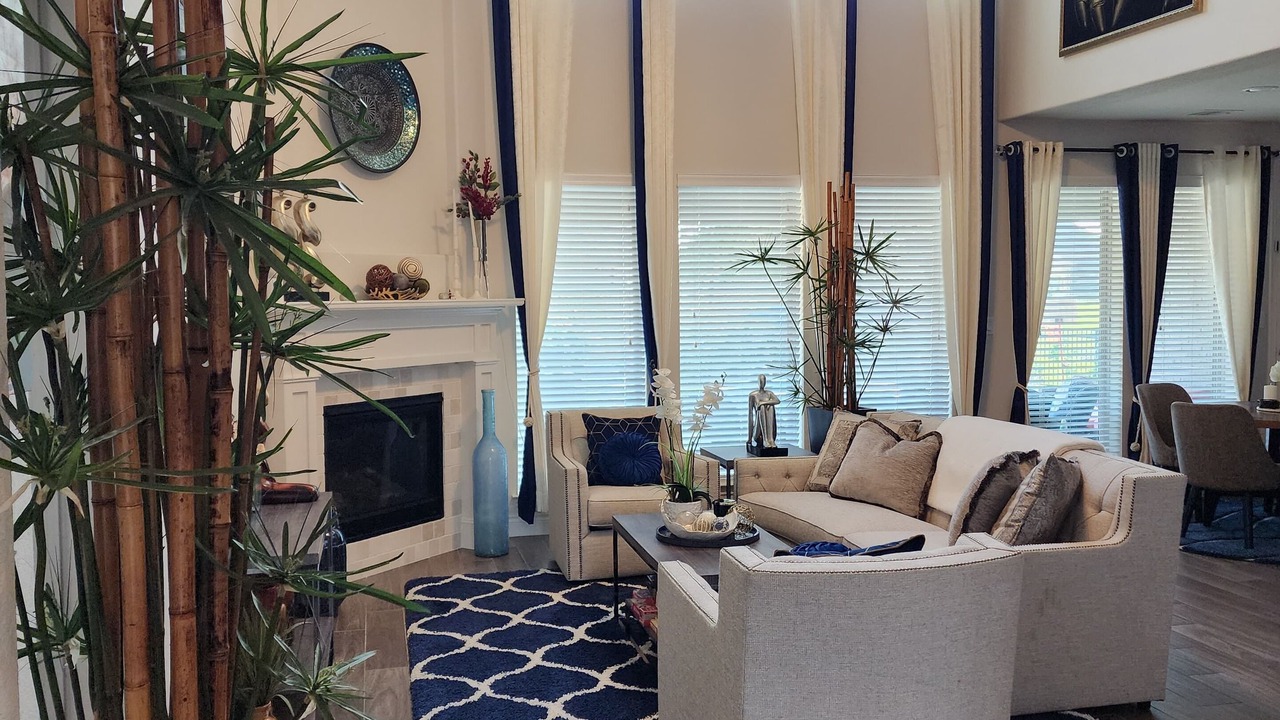 Photo of Livingroom in Pecan Grove