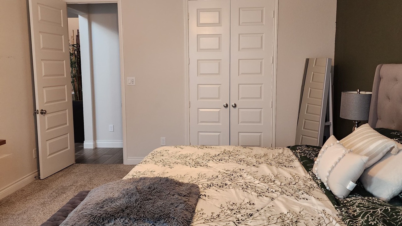 Photo of Bedroom in Pecan Grove