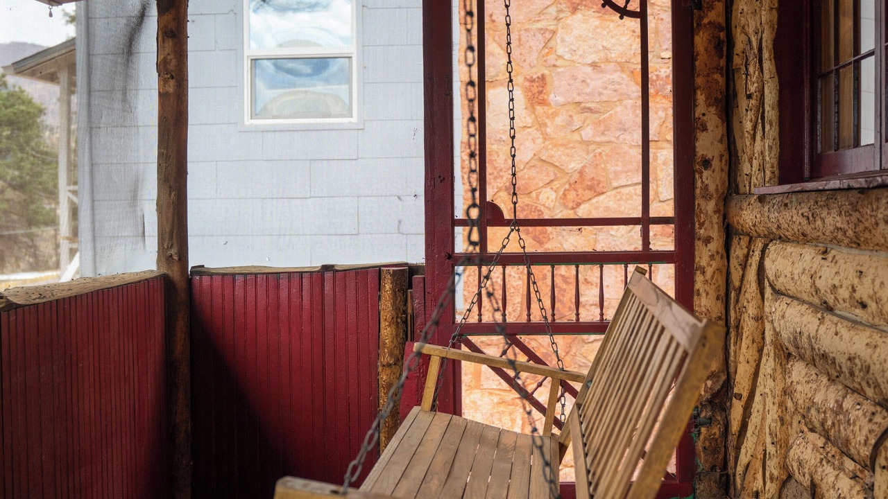Photo of Patio Balcony in Green Mountain Falls