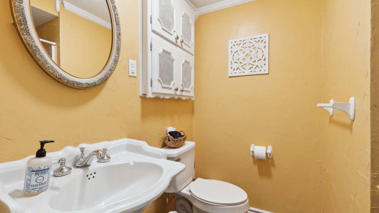 Photo of Bathroom in Gun Barrel City