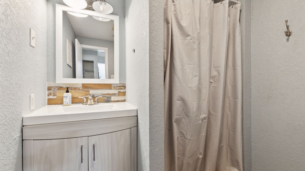 Photo of Bathroom in Gun Barrel City