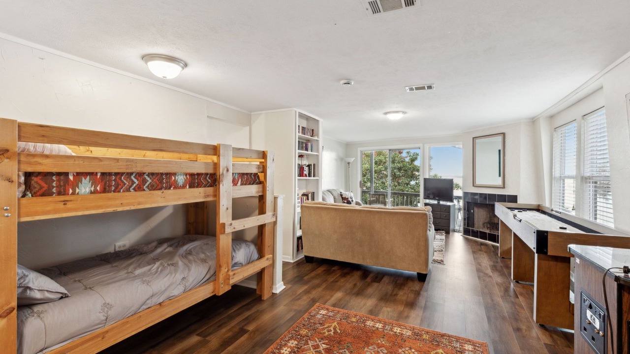 Photo of Bedroom in Gun Barrel City