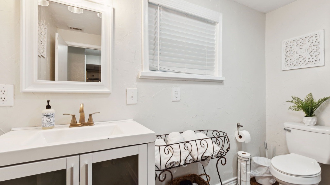 Photo of Bathroom in Gun Barrel City