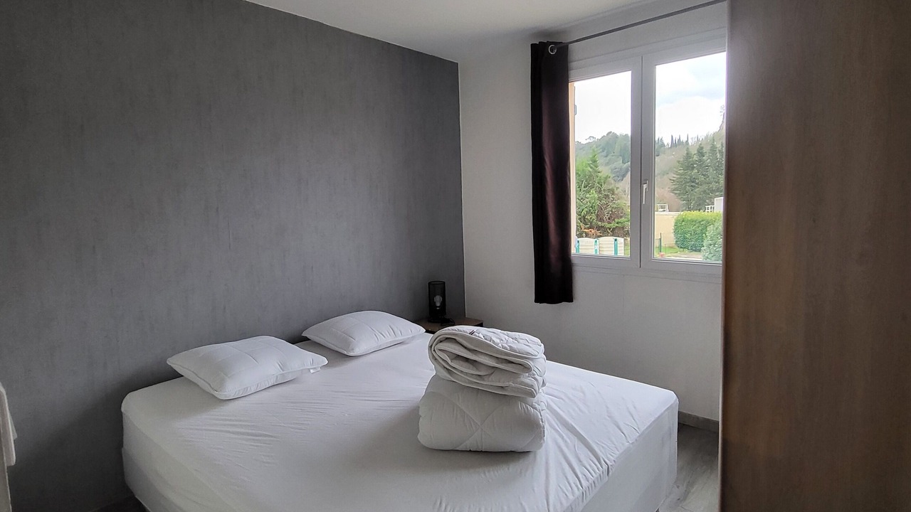 Photo of Bedroom in Salavas
