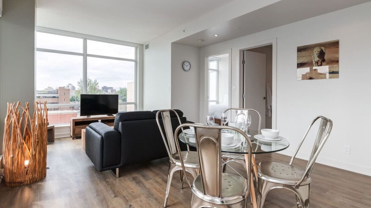 Photo of Livingroom in Beltline