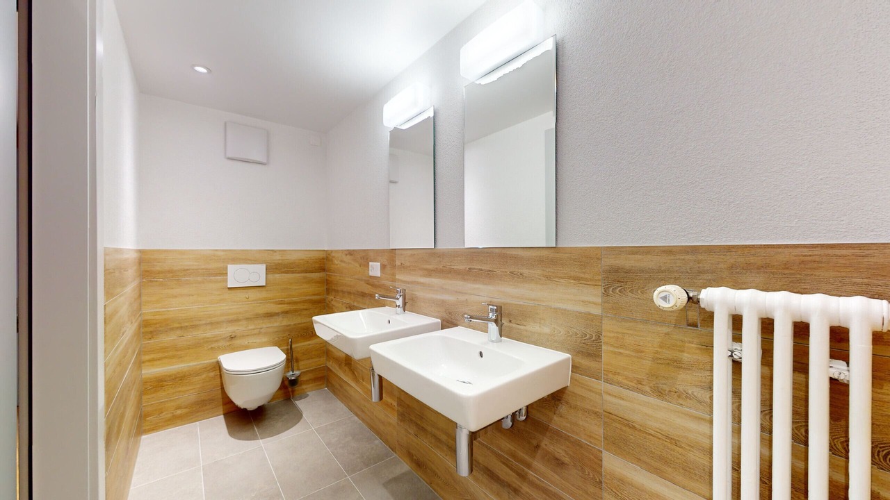 Photo of Bathroom in Salins