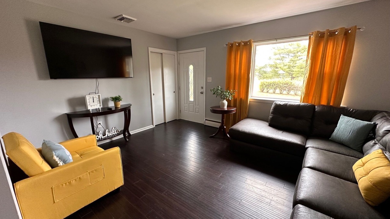 Photo of Livingroom in Rohrerstown