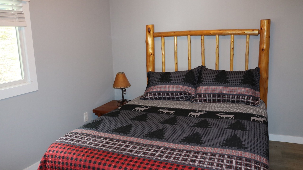 Photo of Bedroom in Golden Valley