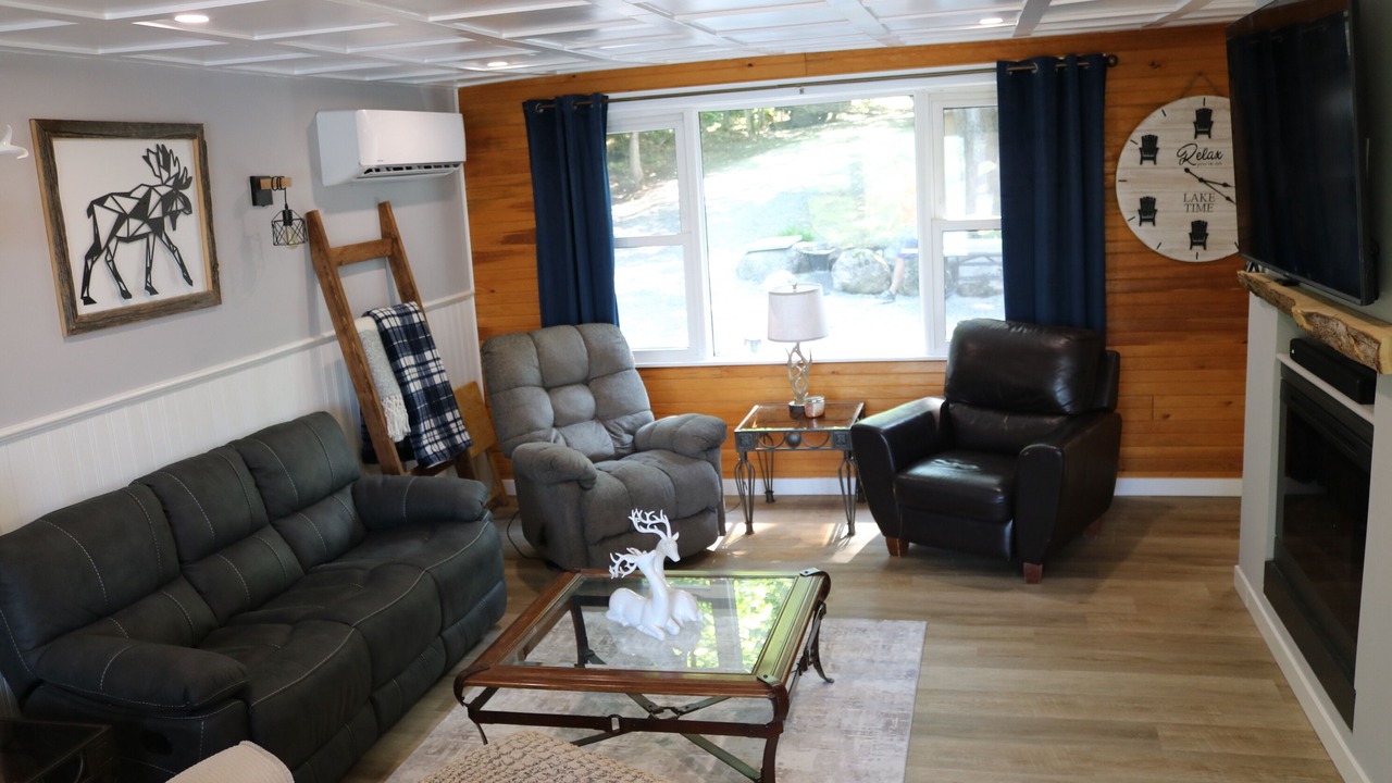 Photo of Livingroom in Golden Valley