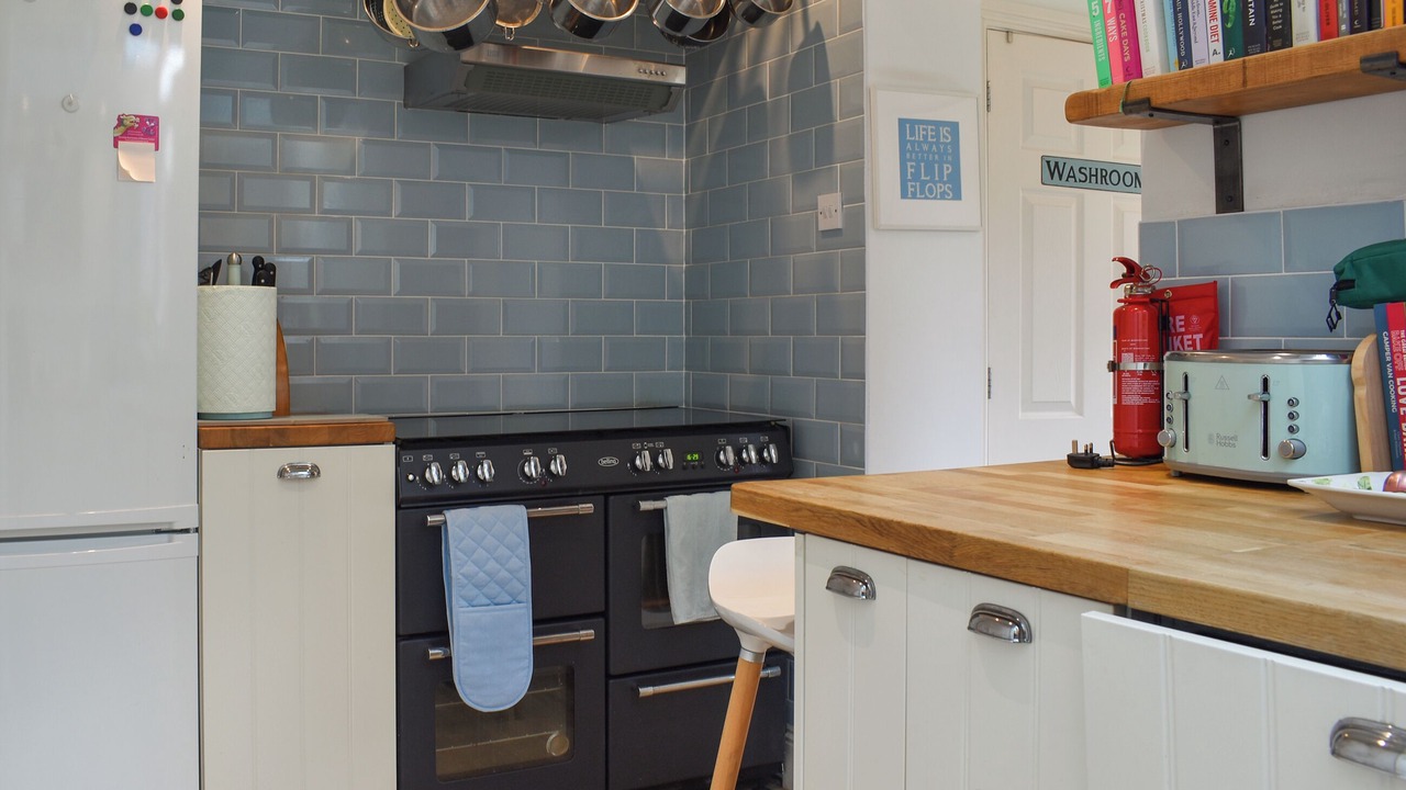 Photo of Others in Boscombe