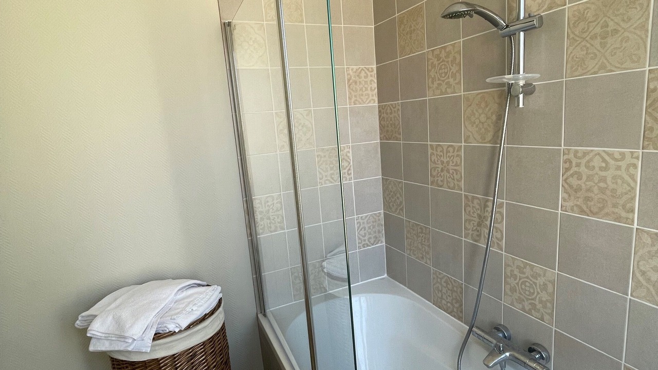 Photo of Bathroom in Arromanches-les-Bains