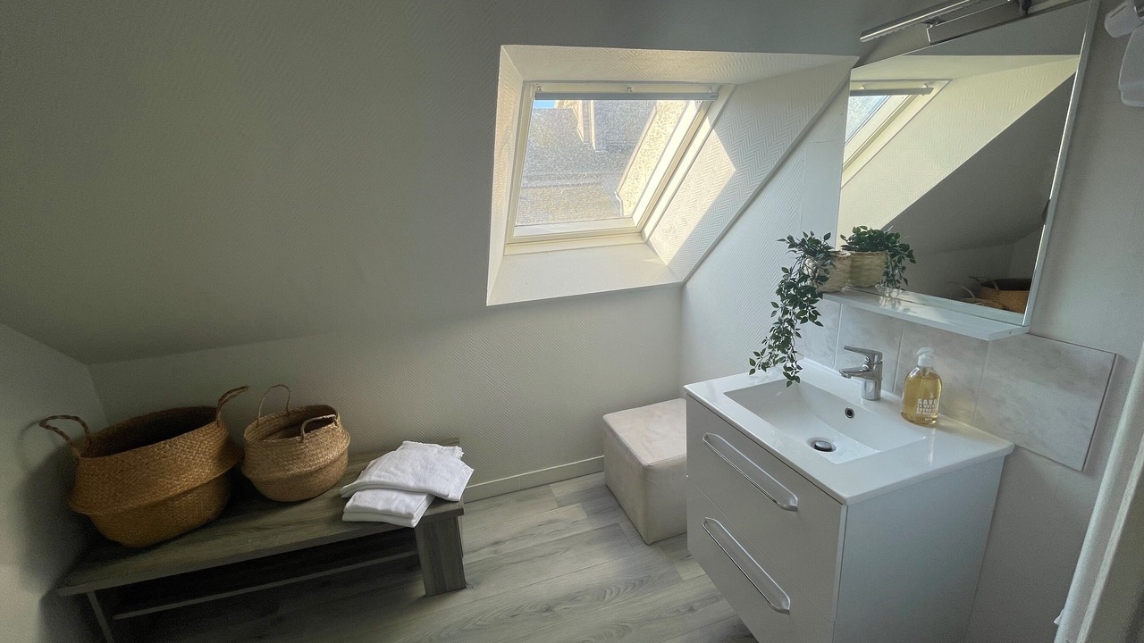 Photo of Bathroom in Arromanches-les-Bains