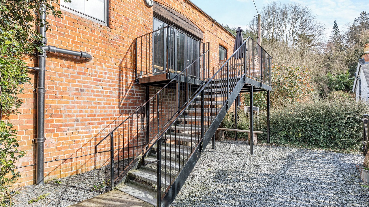 Photo of Outdoor in Kingswood