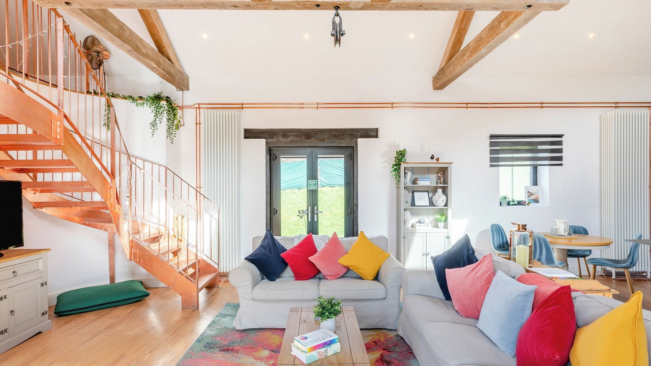 Photo of Others in Kingswood