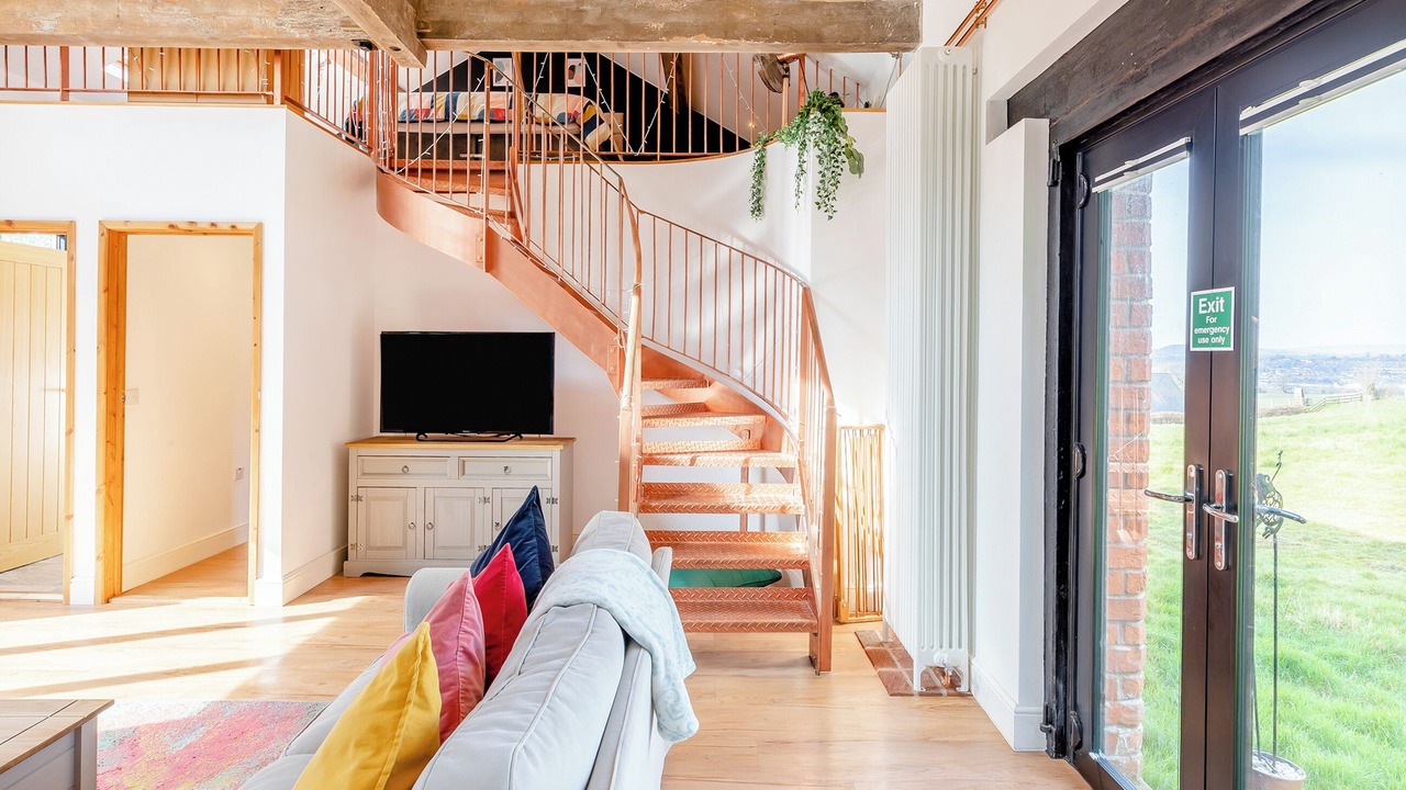 Photo of Others in Kingswood