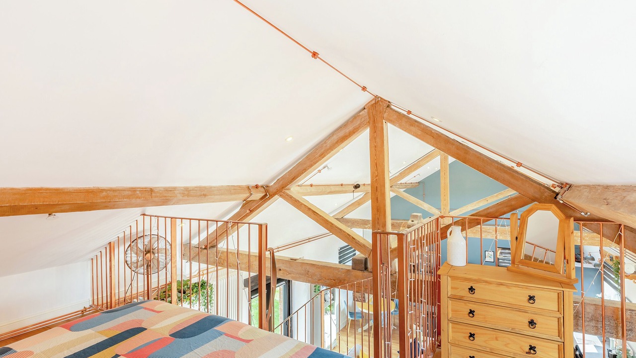 Photo of Others in Kingswood