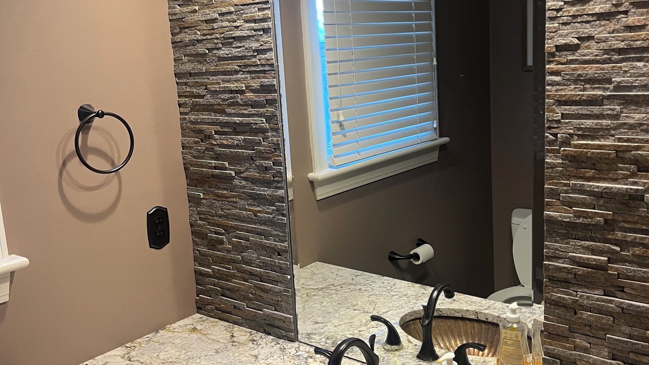 Photo of Bathroom in Shawnee