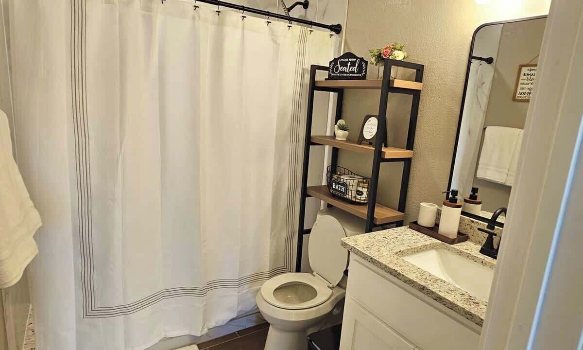 Photo of Bathroom in Belton