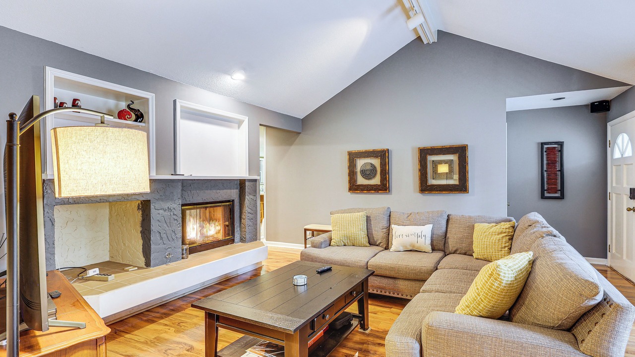Photo of Livingroom in Dock Junction