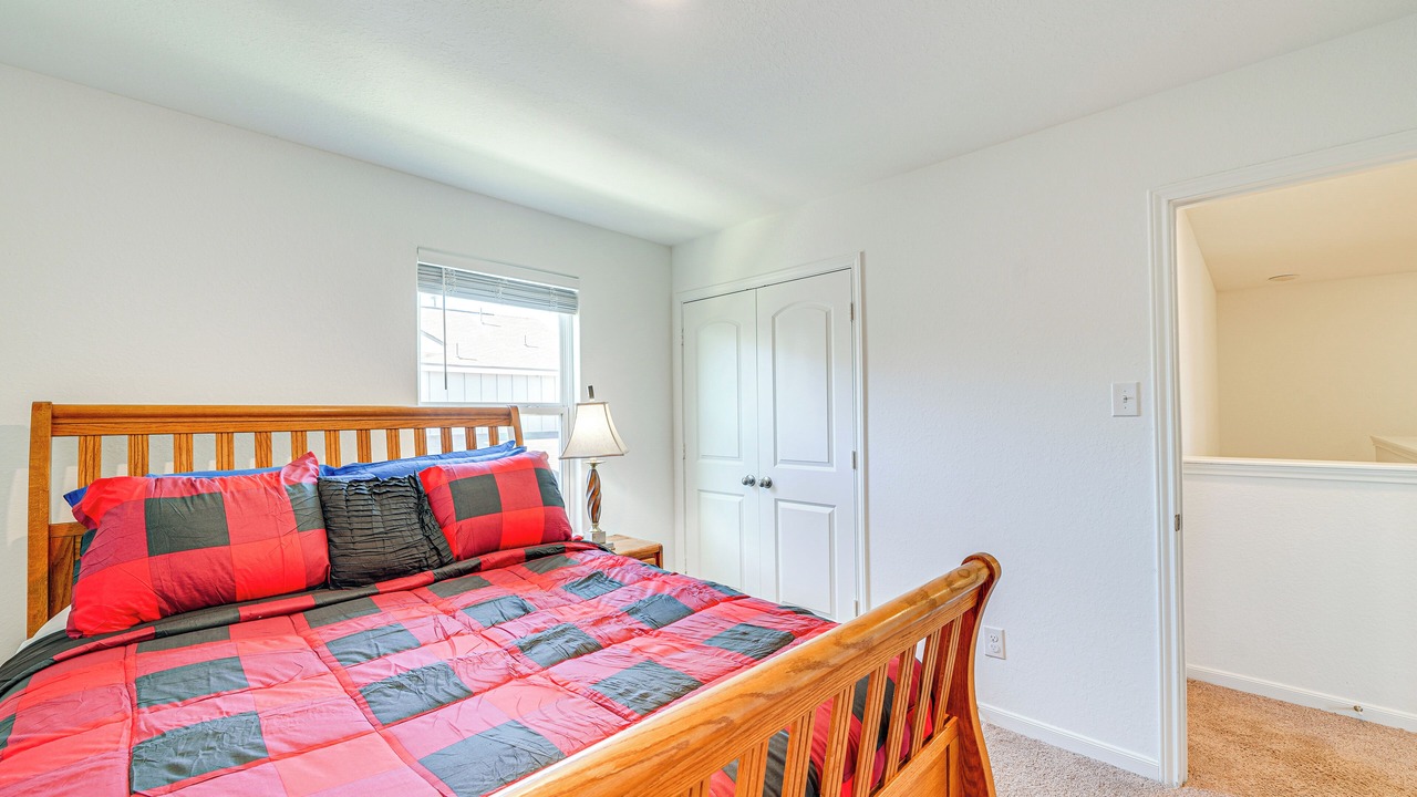 Photo of Bedroom in Medina Valley