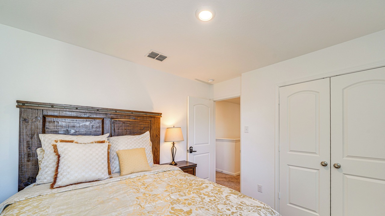 Photo of Bedroom in Medina Valley