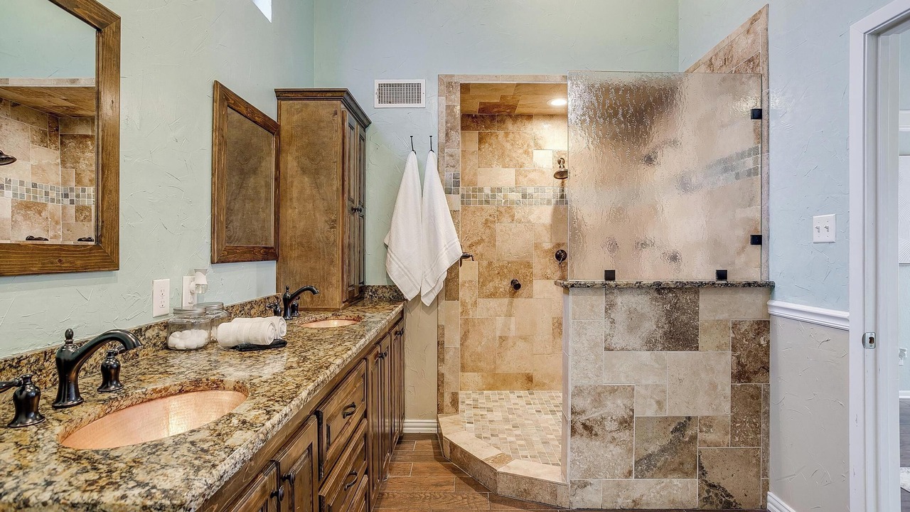 Photo of Bathroom in Stephenville