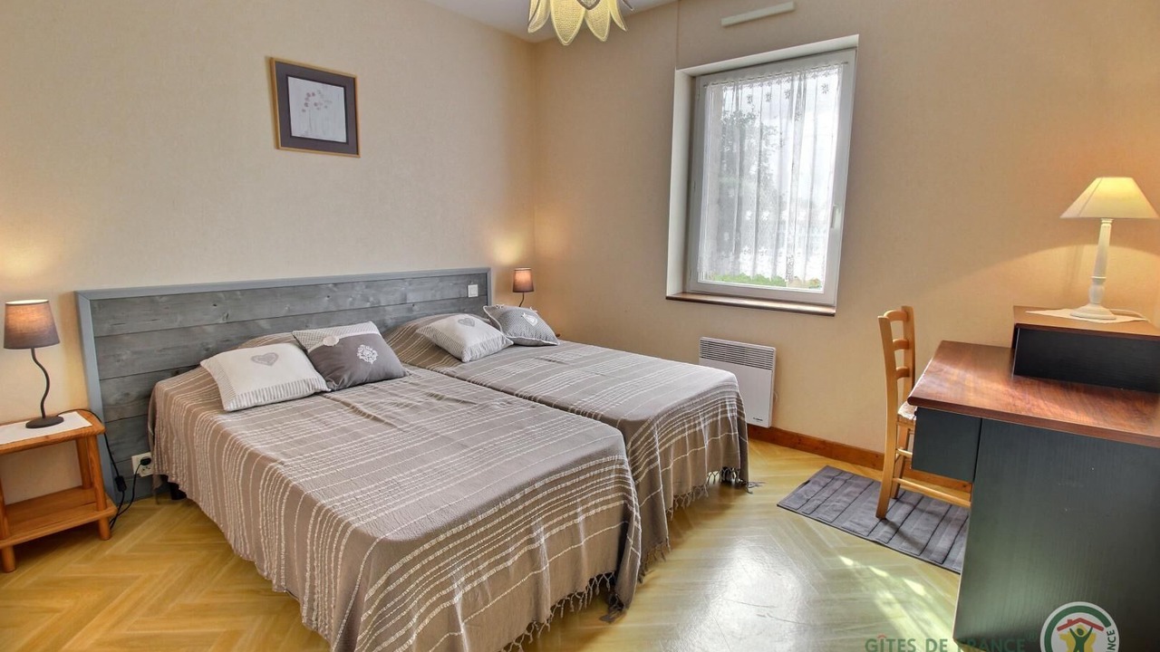 Photo of Bedroom in Lamballe