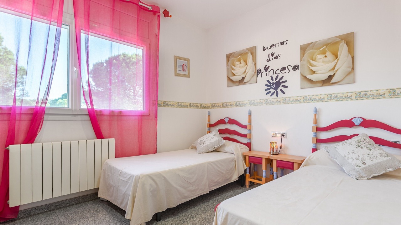 Photo of Bedroom in La Canyera