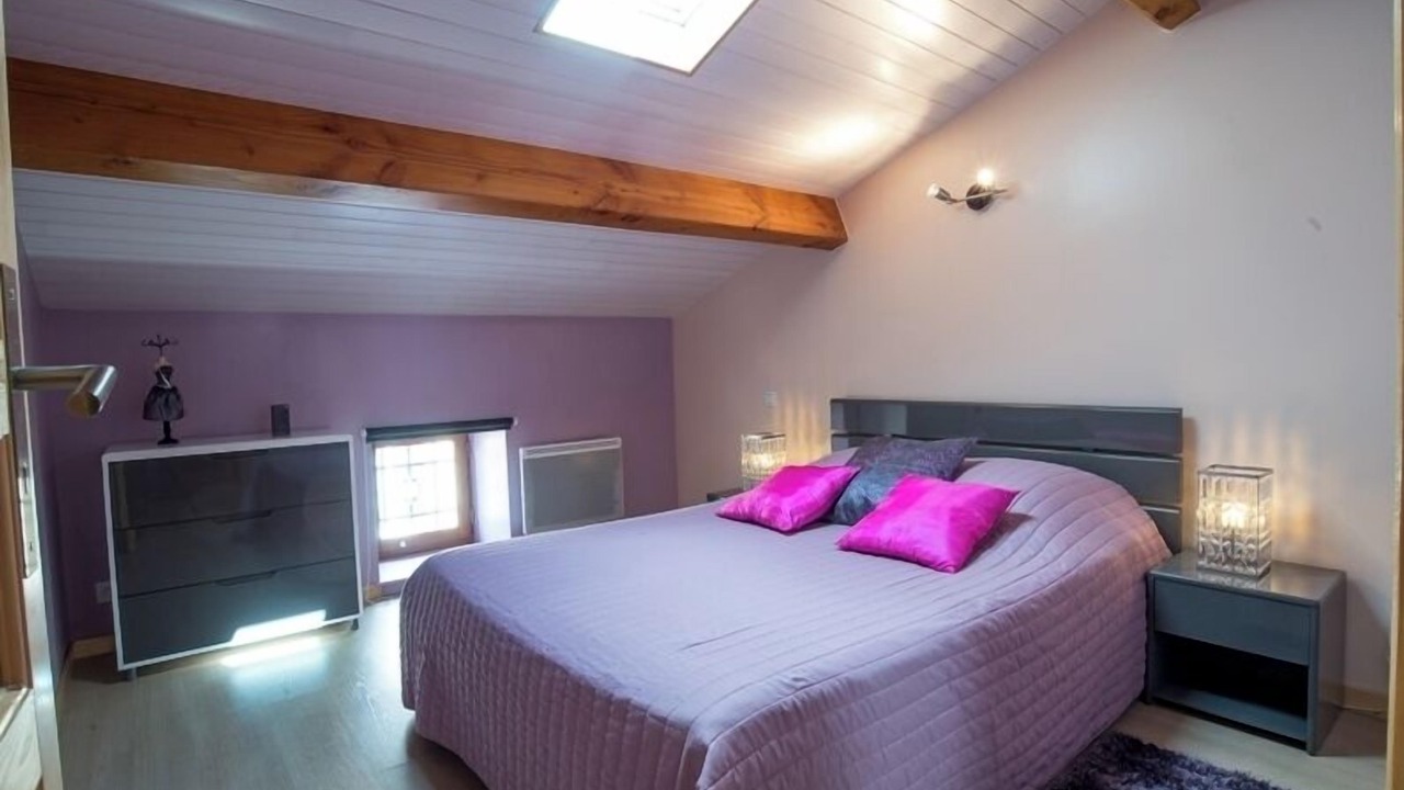 Photo of Bedroom in Aulhat-Flat