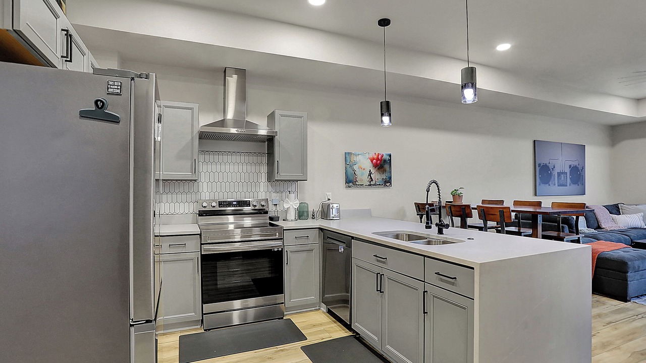 Photo of Others in Fountain Square