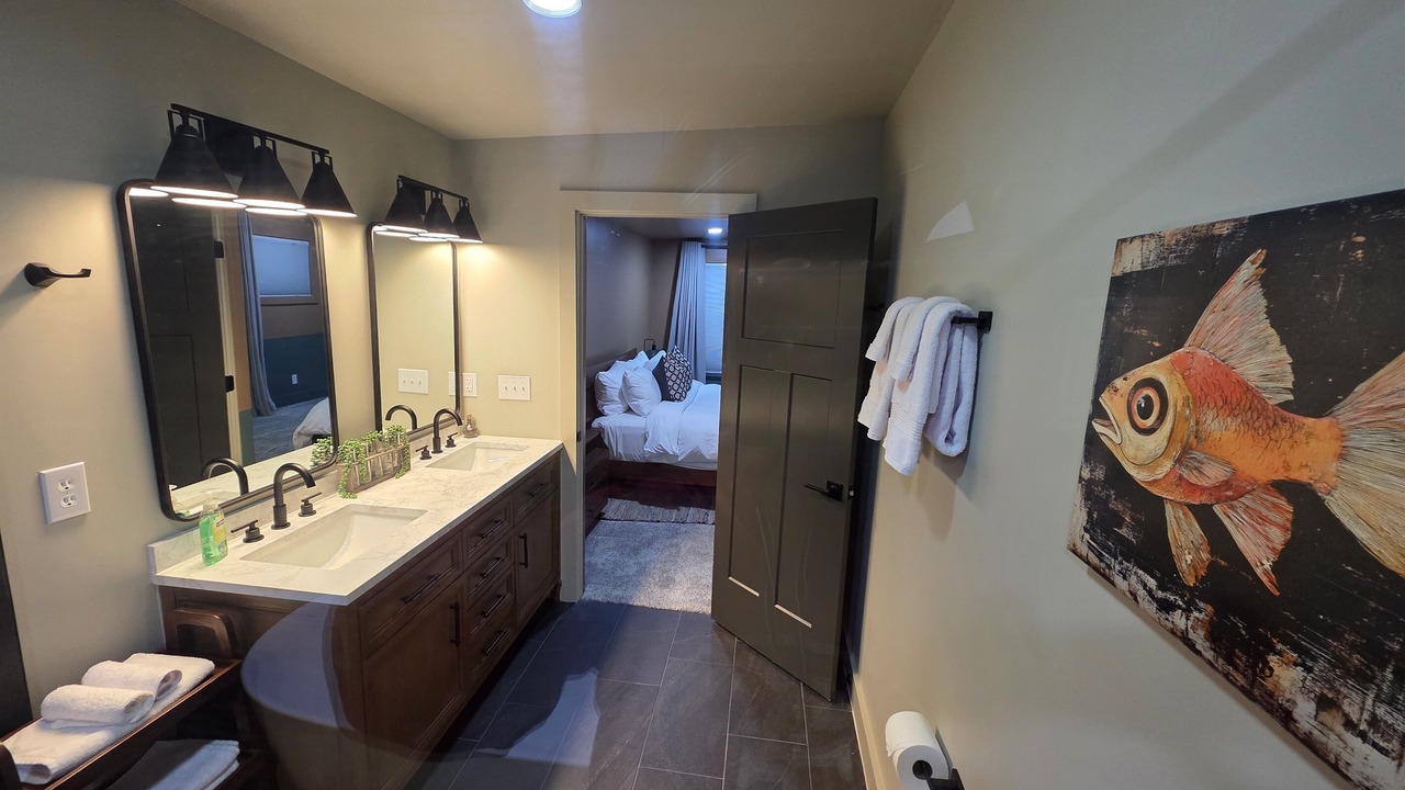 Photo of Bathroom in Fountain Square