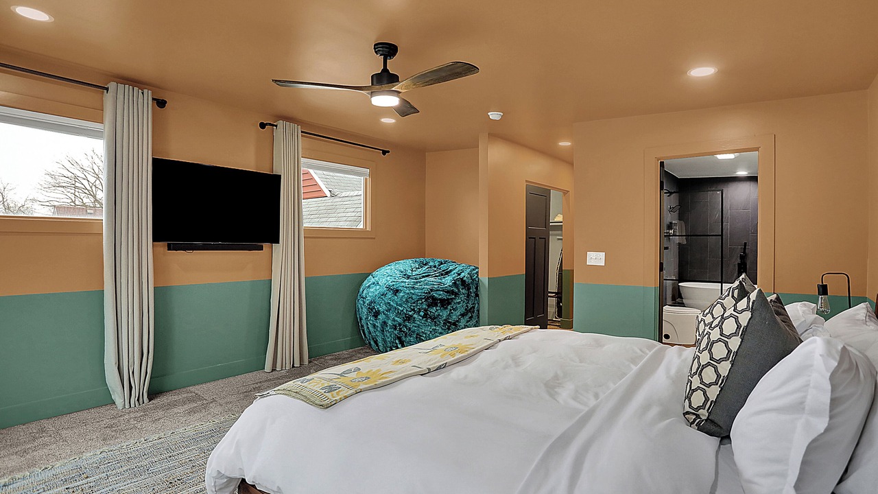 Photo of Others in Fountain Square