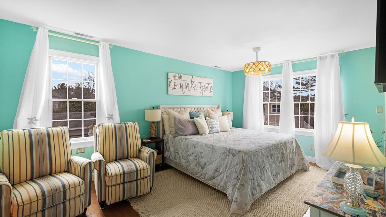 Photo of Bedroom in Town Bank