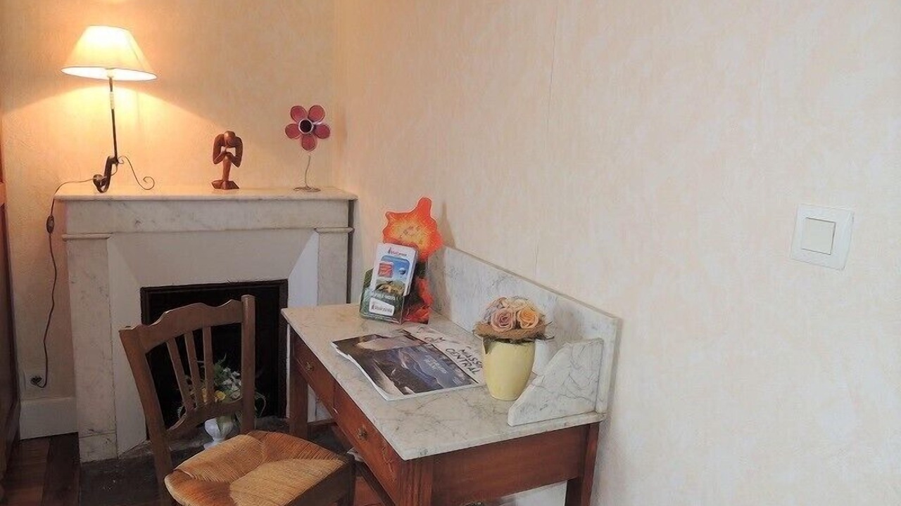 Photo of Others in Laps