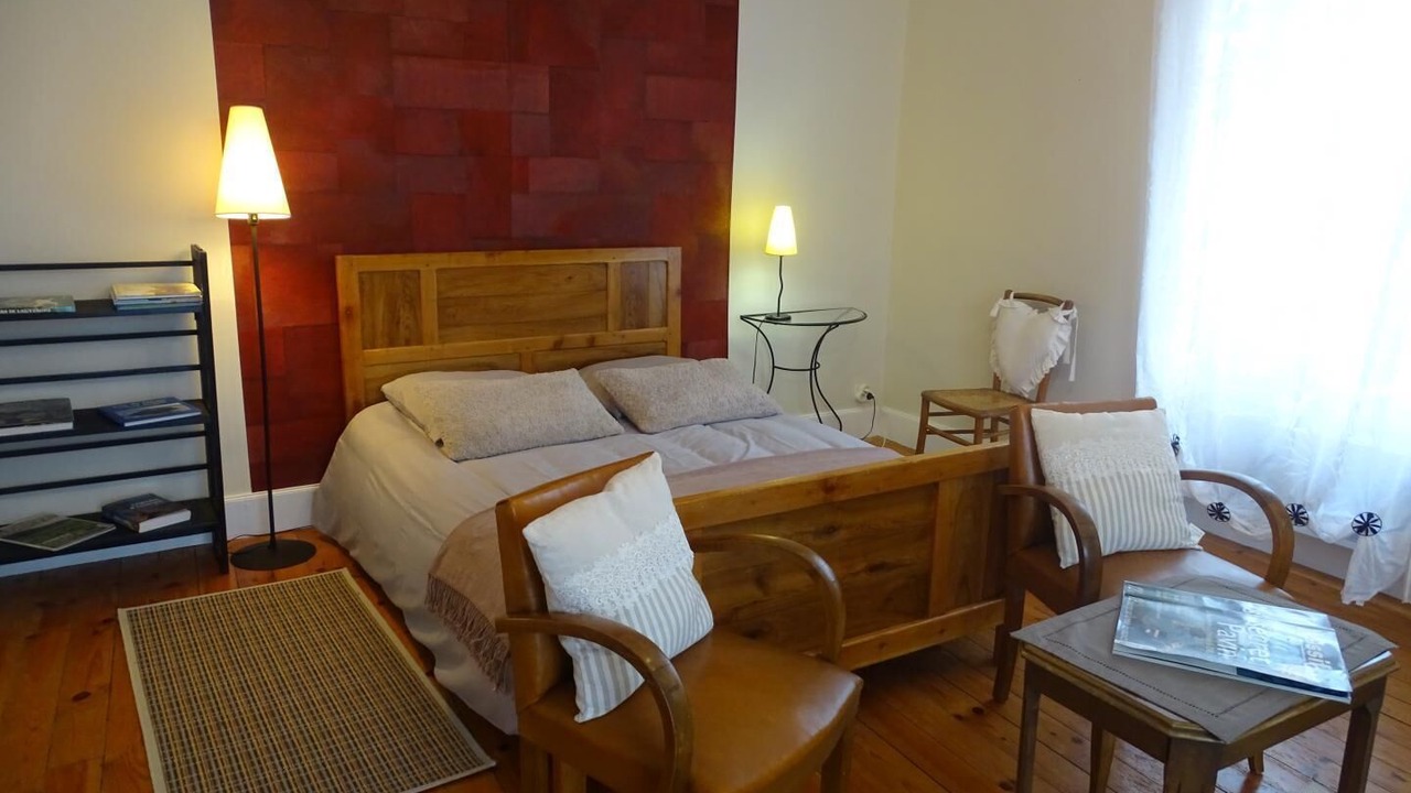 Photo of Bedroom in Laps