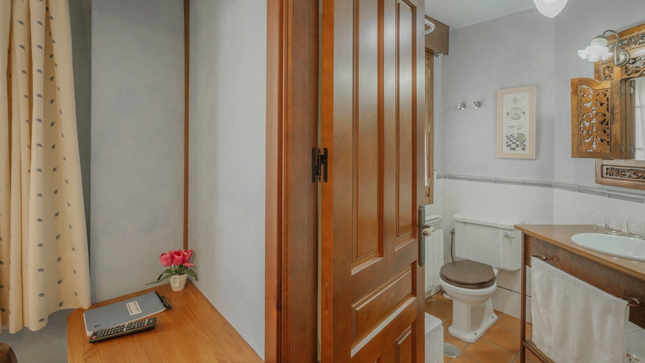 Photo of Bathroom in Castrojimeno
