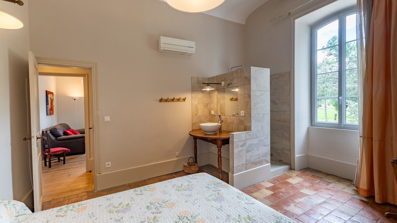 Photo of Bedroom in Saint-Germain