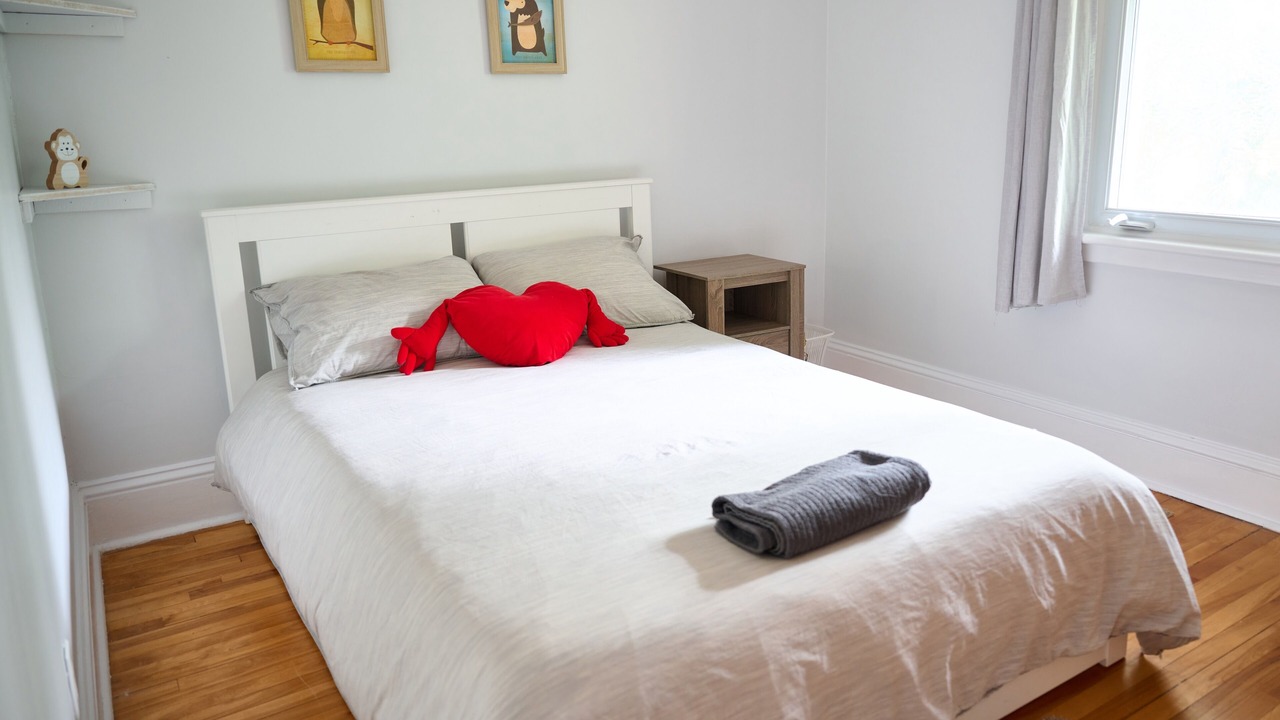 Photo of Bedroom in Centretown West