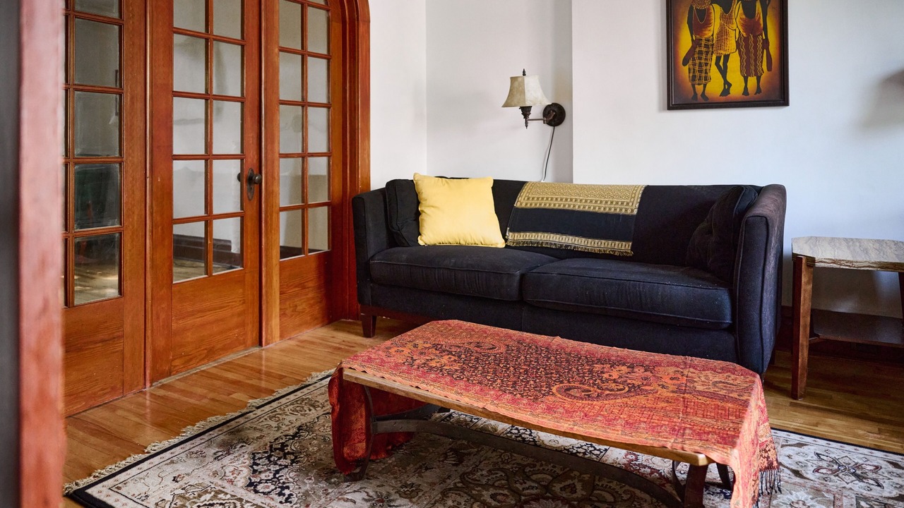Photo of Livingroom in Centretown West