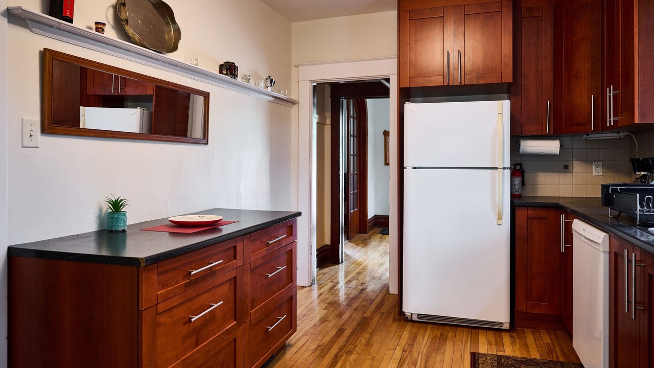 Photo of Kitchen in Centretown West