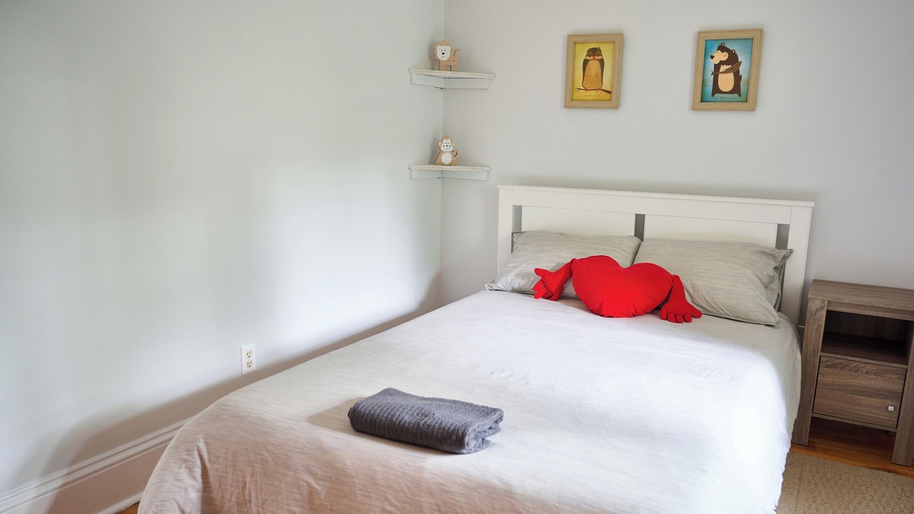 Photo of Bedroom in Centretown West