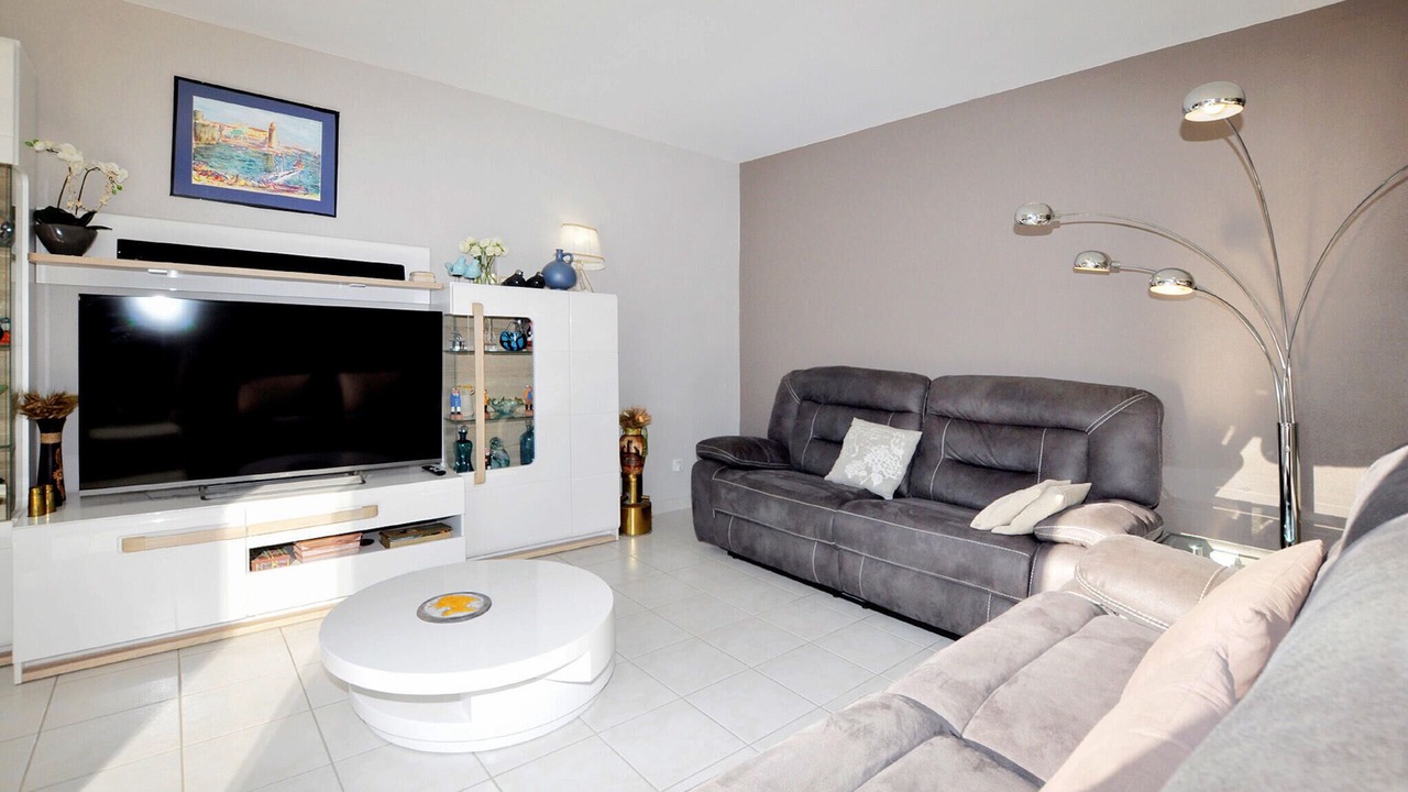 Photo of Bedroom in Lezignan-Corbieres