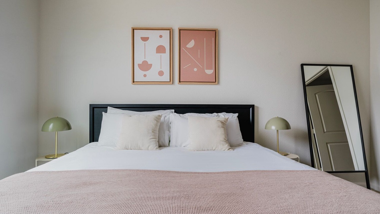 Photo of Bedroom in North Burnet
