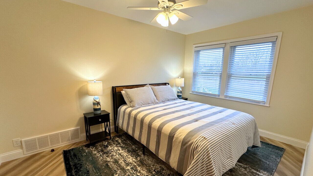 Photo of Bedroom in Bay City